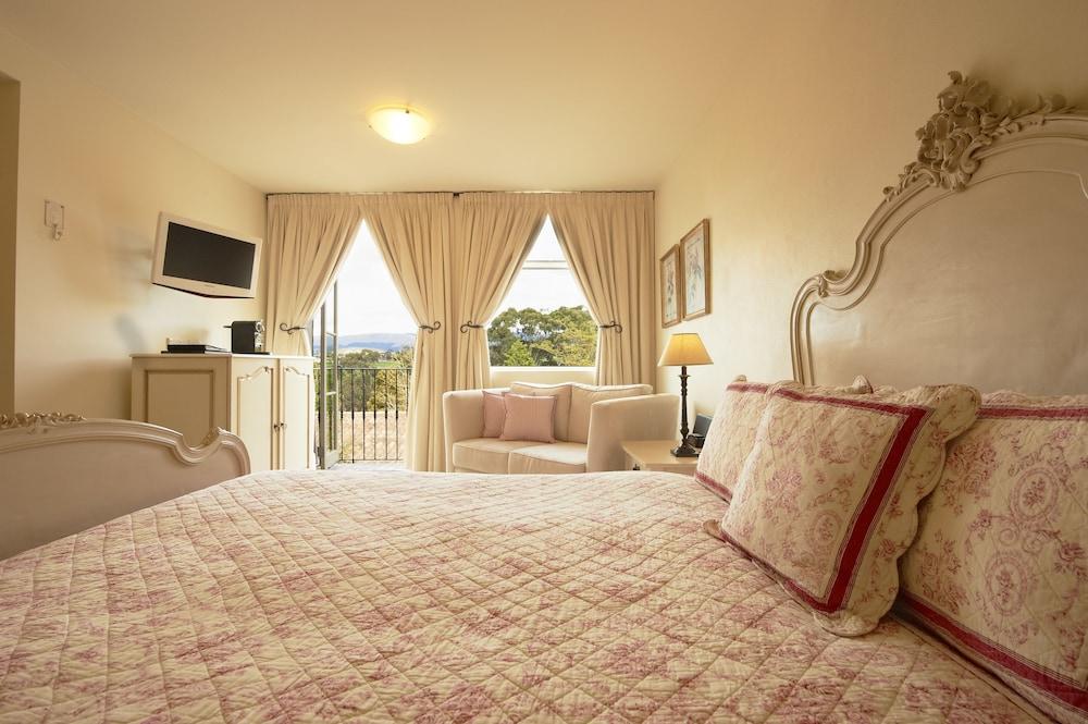 image 1 at Villa Howden by 77 Howden Road Margate TAS Tasmania 7054 Australia