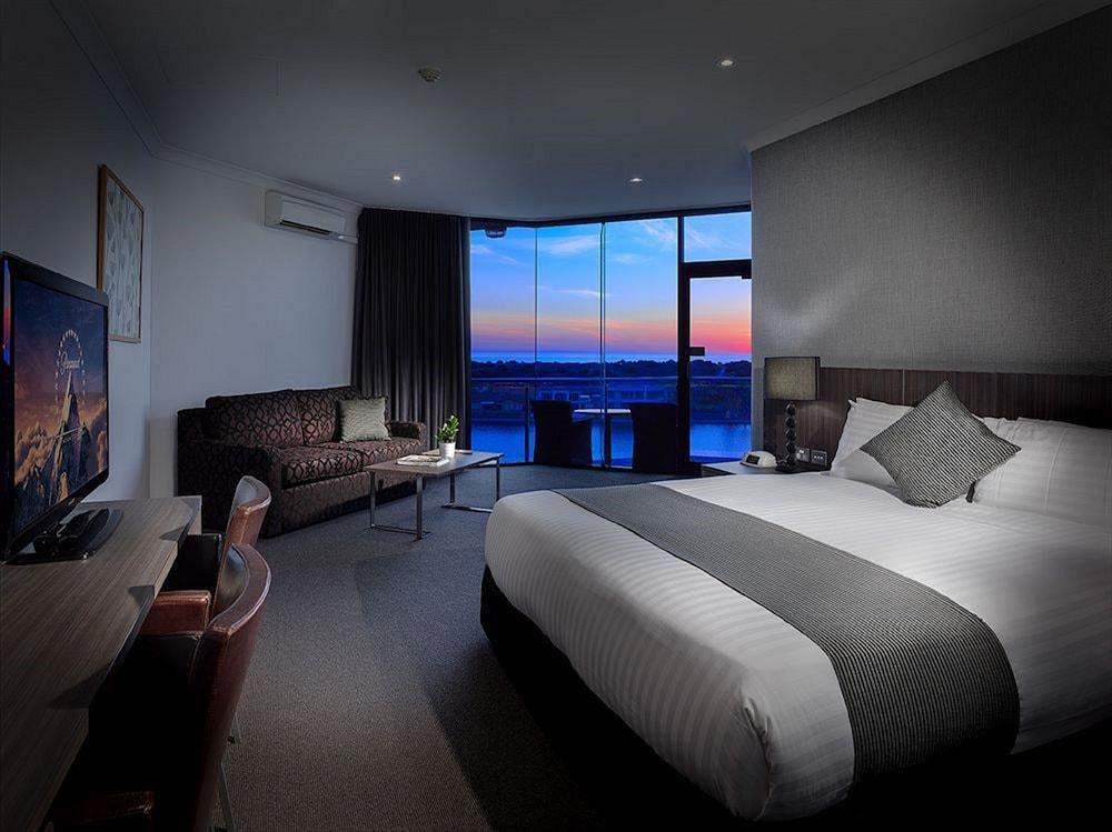 image 2 at Lakes Hotel by 141 Brebner Drive West Lakes SA South Australia 5021 Australia