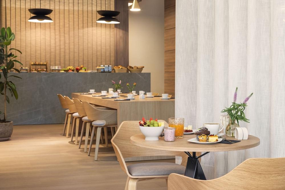 image 10 at Melia Düsseldorf by Inselstr. 2 Düsseldorf NW 40479 Germany