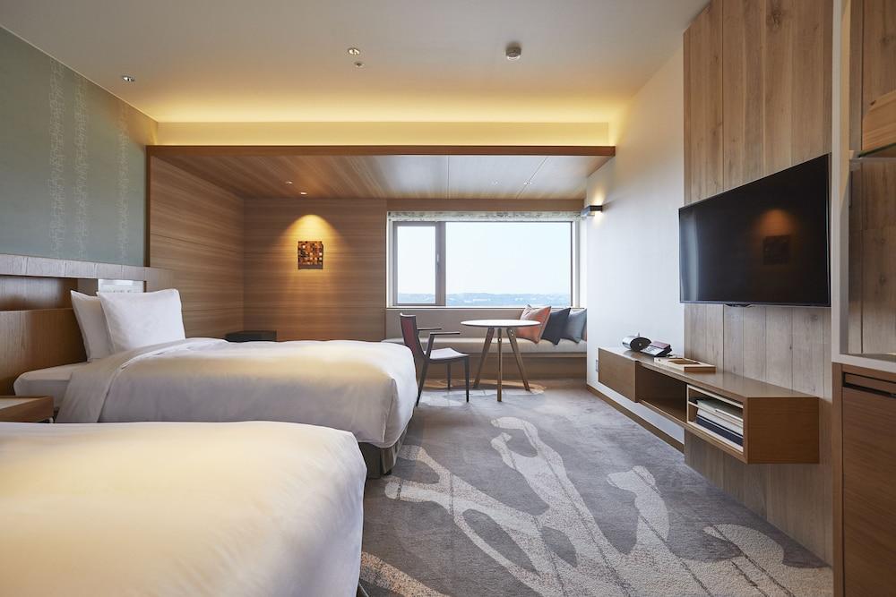 image 1 at Shima Kanko Hotel The Classic by 731 Shinmei, Ago-cho Shima Mie-ken 517-0502 Japan