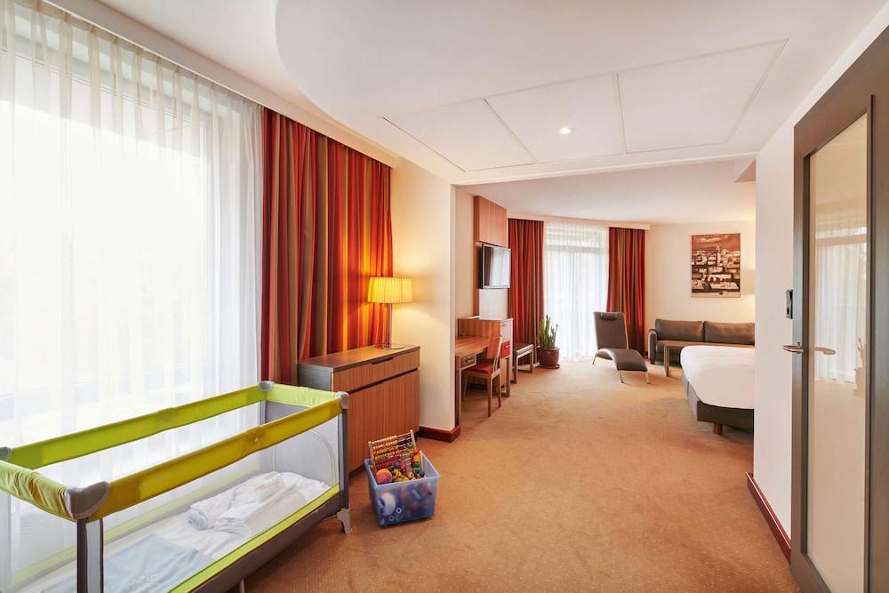 image 2 at Radisson Blu Hotel, Krakow by 17, Straszewskiego Street Kraków Lesser Poland 31-101 Poland