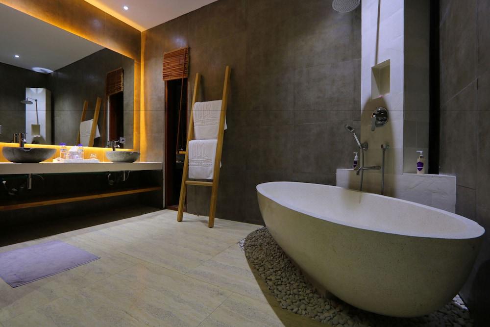 image 8 at Anema Wellness & Resort by Jl. Raya Sigar Penjalin Pantai Sire Tanjung Lombok 83352 Indonesia