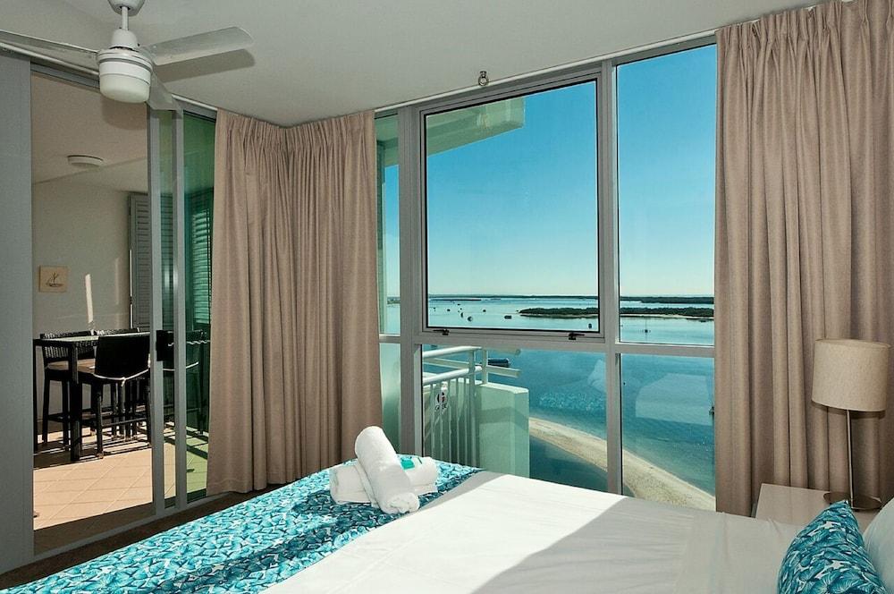 image 7 at Grand Apartments by 360 Marine Parade Labrador QLD Queensland 4215 Australia