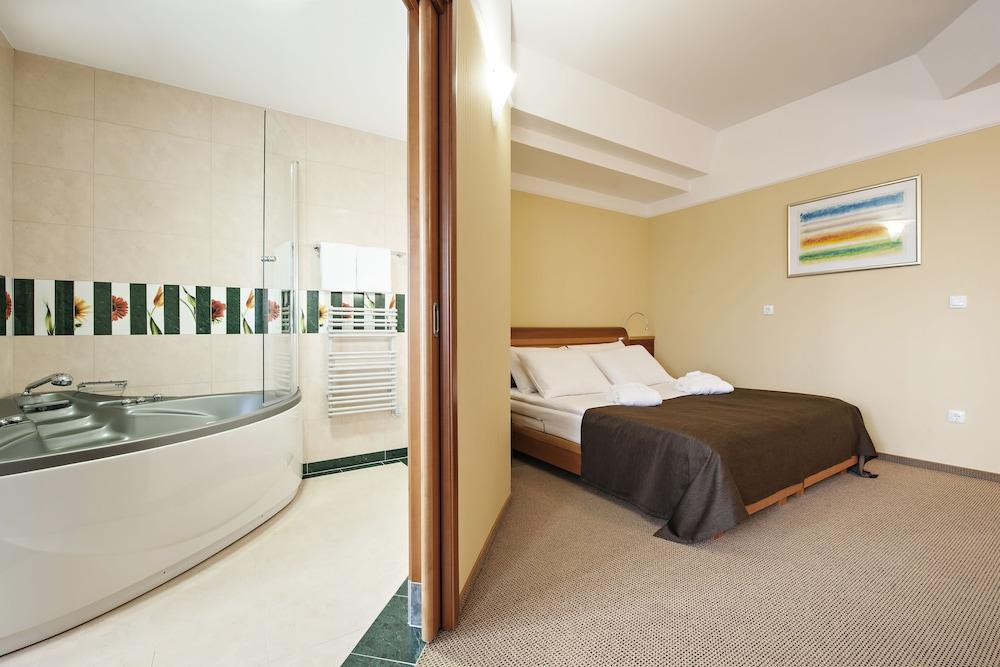 image 3 at Hotel Livada Prestige - Sava Hotels & Resorts by Kranjceva ulica 12 Moravske Toplice 9226 Slovenia