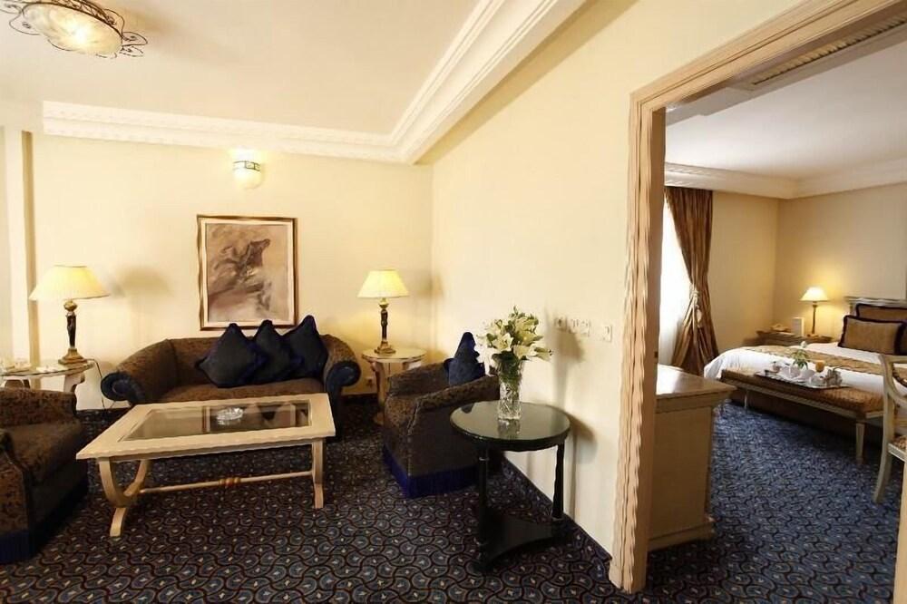 image 2 at Regency Tunis Hotel by B.P 705 Les Cotes de Carthage La Marsa Tunis Governorate 2078 Tunisia