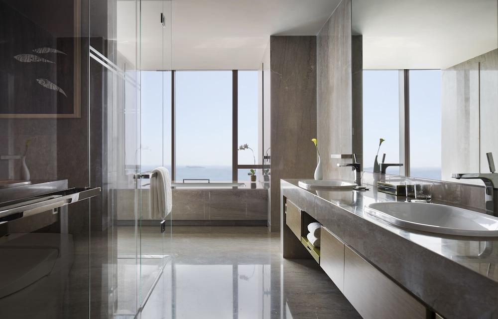 image 5 at Grand Hyatt Dalian by No. 33 C 3 Zone, Xinghai Square Shahekou District Dalian Liaoning 116001 China