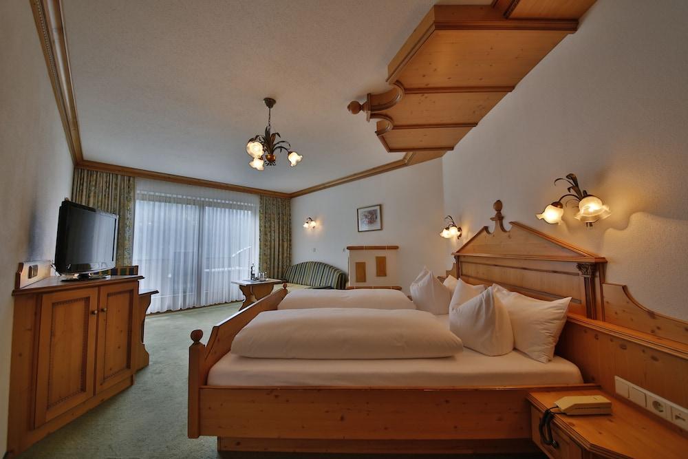 image 1 at Romantik Resort & SPA - Der Laterndl Hof by Haller 16 Nesselwaengle Tirol 6672 Austria