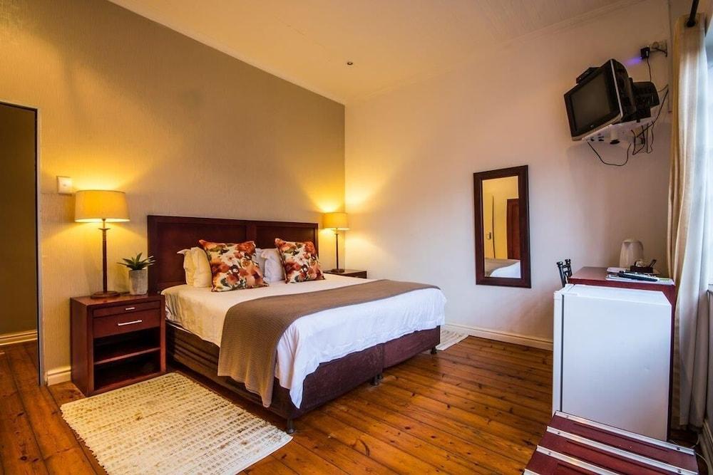 image 3 at Bon Ami Guest House by 208 Ninth Avenue, Morningside Durban KwaZulu-Natal 4001 South Africa