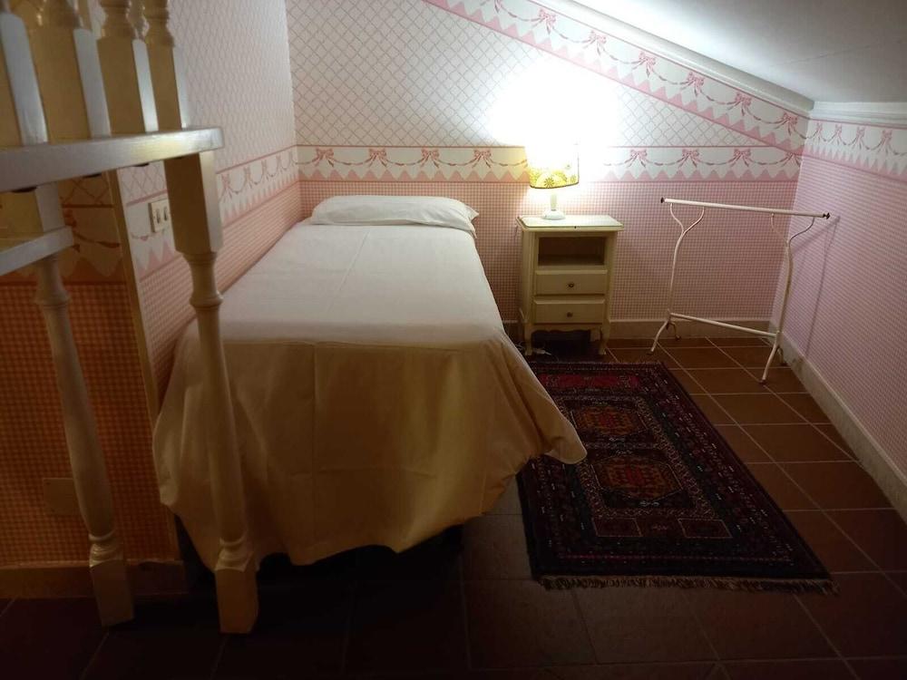 image 2 at Hotel Duchessa Isabella& SPA by Via Palestro 70 Ferrara 44100 Italy