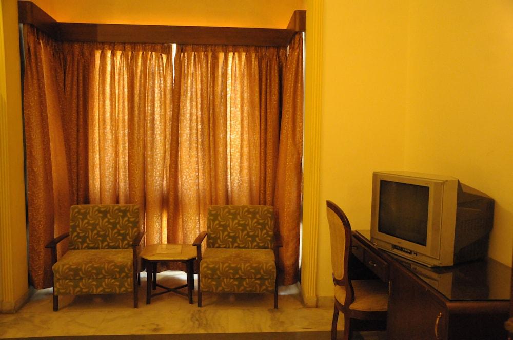 image 2 at Hotel The Merwara Palace by Bhagchand ki Kothi Daulat Bagh Near Ana Sagar Lake Ajmer RJ 305001 India
