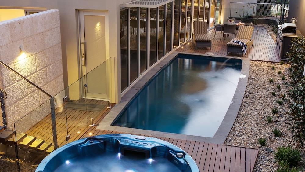 image 1 at The Frames by 7 Panorama Court Paringa SA South Australia 5341 Australia