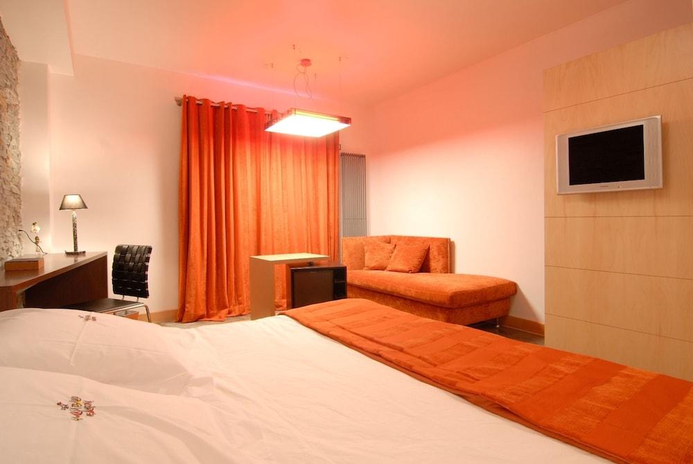 image 4 at Rusticae Hotel Casa del Abad by Plaza Francisco Martin Gromaz, 12 Ampudia Palencia 34191 Spain