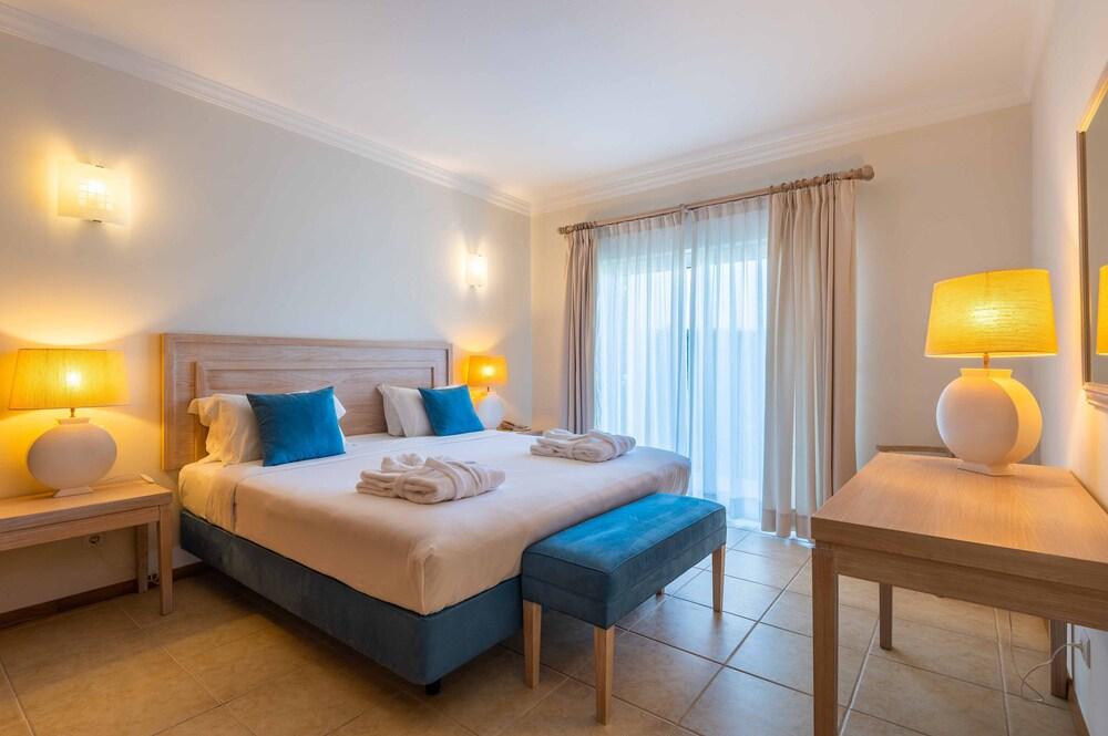 image 1 at Vale d'Oliveiras Quinta Resort & Spa by Barranco Fundo, Apartado 79 Sesmarias Lagoa Algarve 8401-904 Portugal