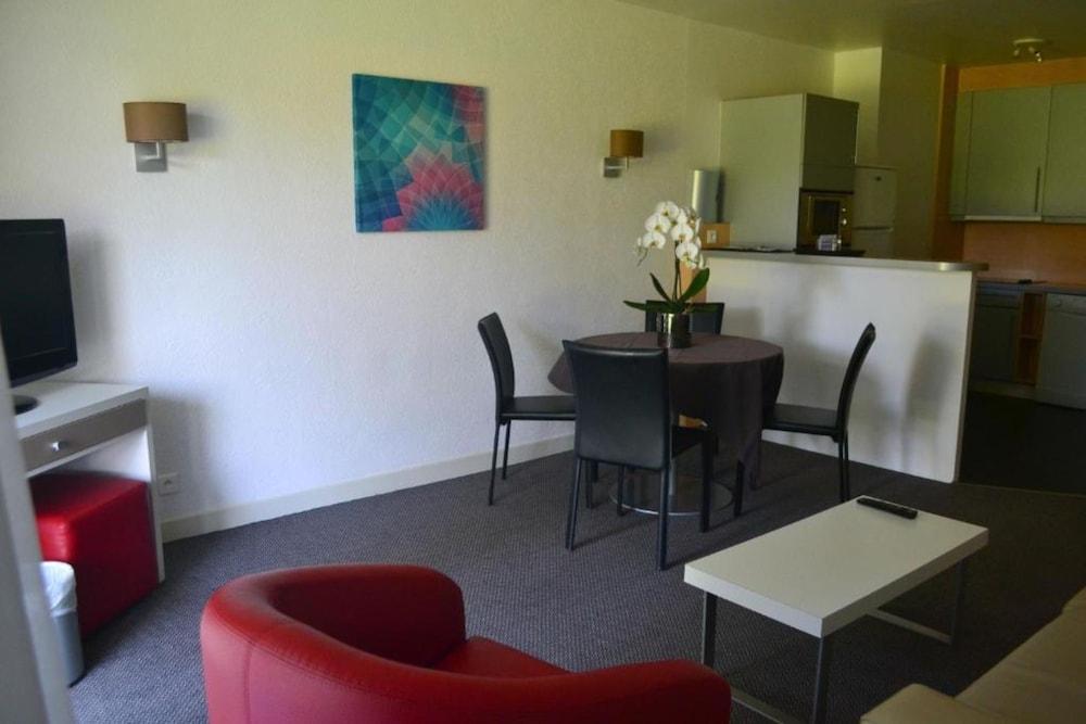 image 3 at Hôtel de Chiberta & du Golf by 104 boulevard des plages Anglet Pyrenees-Atlantiques 64600 France
