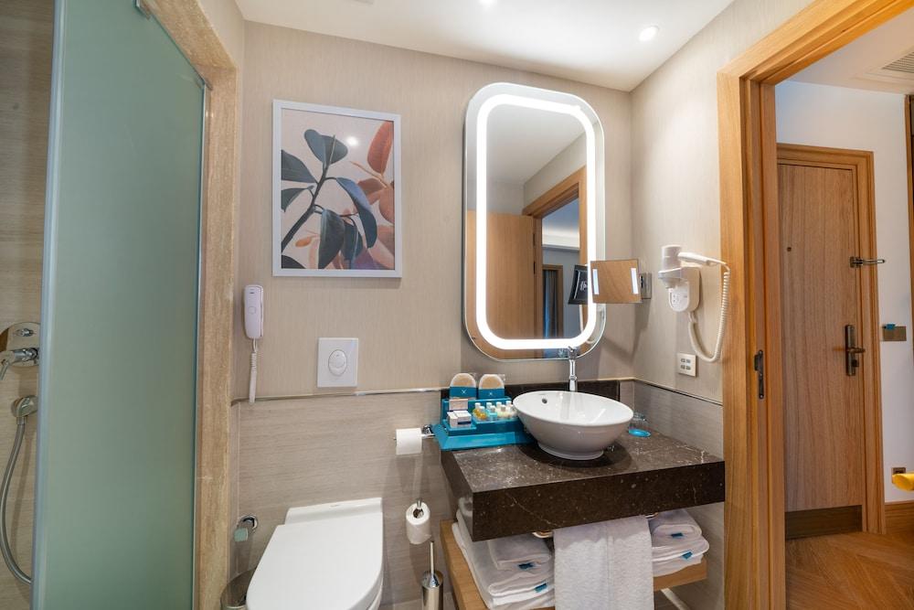 image 5 at Liberty Fabay - All Inclusive by Kargi Mahallesi 202 Manolya Sokak No:4/2 Fethiye Mugla 48300 Turkey