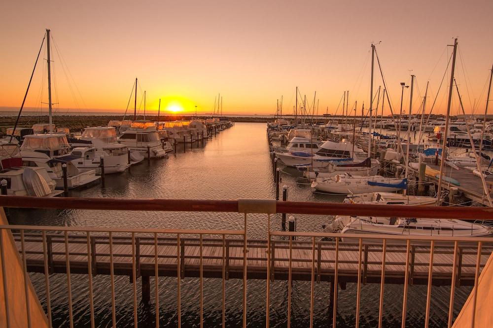 image 10 at Be. Fremantle by 43 Mews Rd Fremantle WA Western Australia 6160 Australia