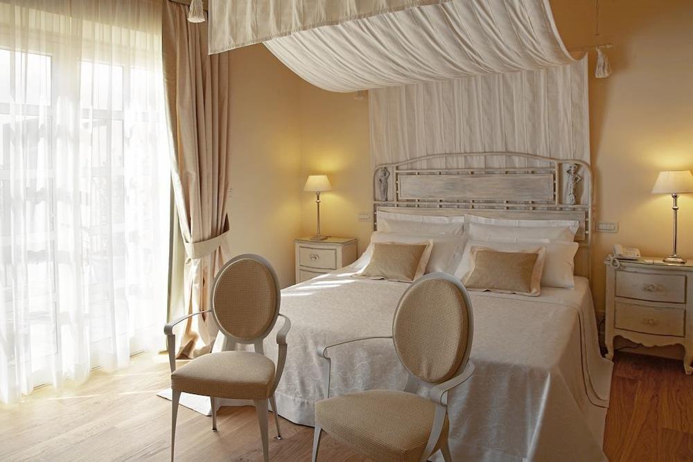 image 2 at Hotel & Residenza 100 Torri by Via Costanzo Mazzoni 6 Ascoli Piceno AP 63100 Italy