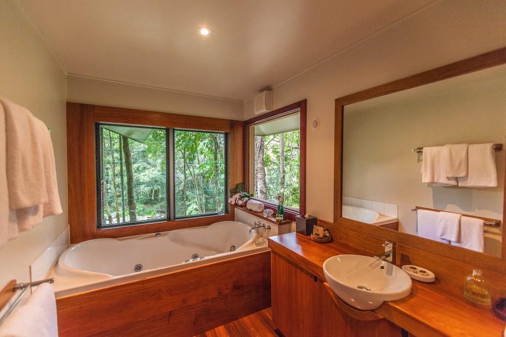 image 5 at Silky Oaks Lodge by Finlayvale Road Finlayvale QLD Queensland 4873 Australia