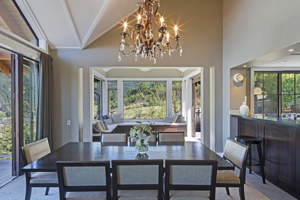 image 9 at Commonage Villas by Staysouth by 15 Kerry Drive Queenstown 9300 New Zealand