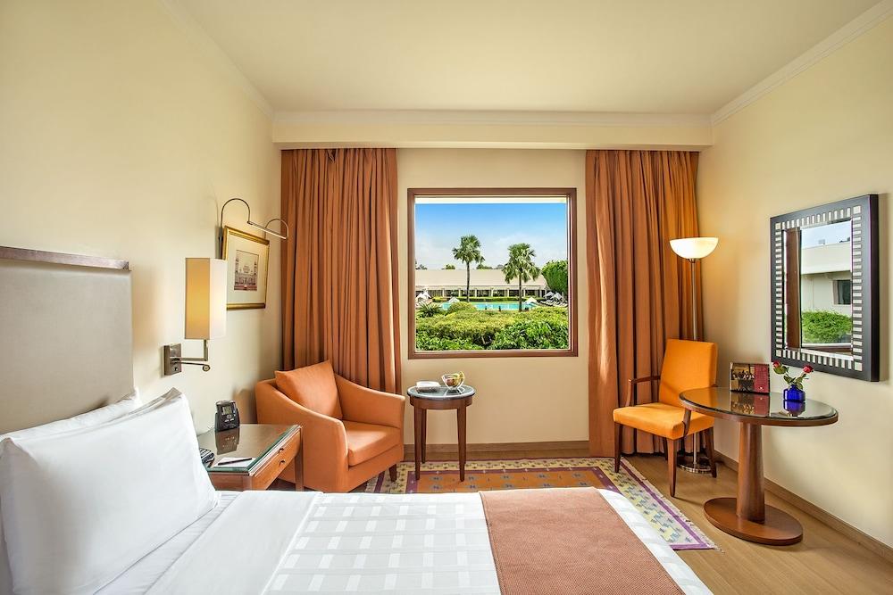 image 1 at Trident, Agra by Tajnagri Scheme Fatehabad Road Agra Uttar Pradesh 28 2001 India