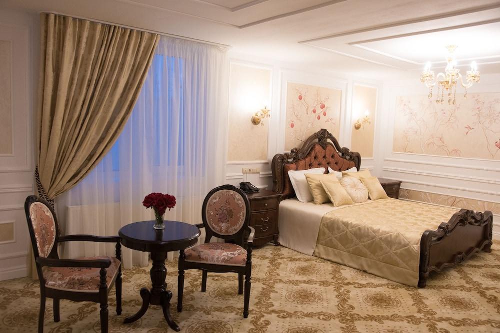 image 2 at Garden Spa Hotel by Universitetskaya, 52 Cheboksary 428034 Russia