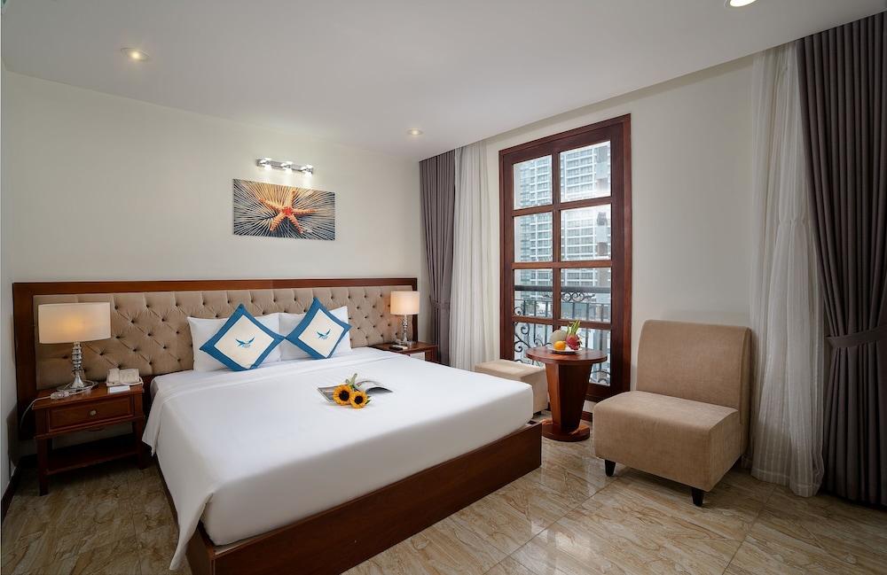 image 1 at Apus Hotel by 1H Quan Tran St. Loc Tho Ward Nha Trang Khanh Hoa Vietnam