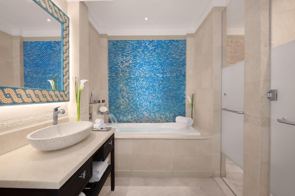 image 5 at Banana Island Resort Doha By Anantara by Banana Island Doha Qatar