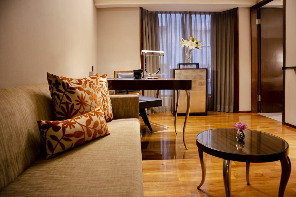 image 3 at Les Suites Taipei Da An by No. 135 Section 1 Da An Road Taipei Taipei 106 Taiwan