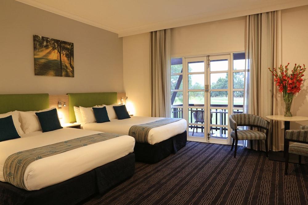 image 2 at Novotel Swan Valley Vines Resort by Verdelho Drive The Vines WA Western Australia 6069 Australia