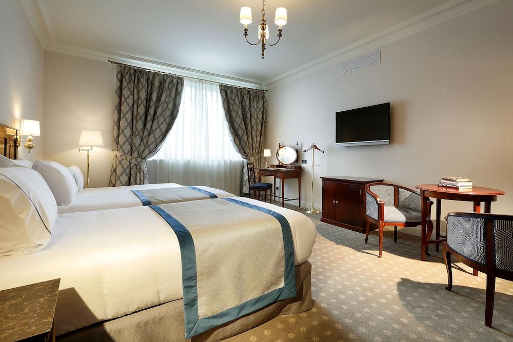 image 2 at Eurostars Hotel Real by Paseo Perez Galdos 28 Santander Cantabria 39005 Spain