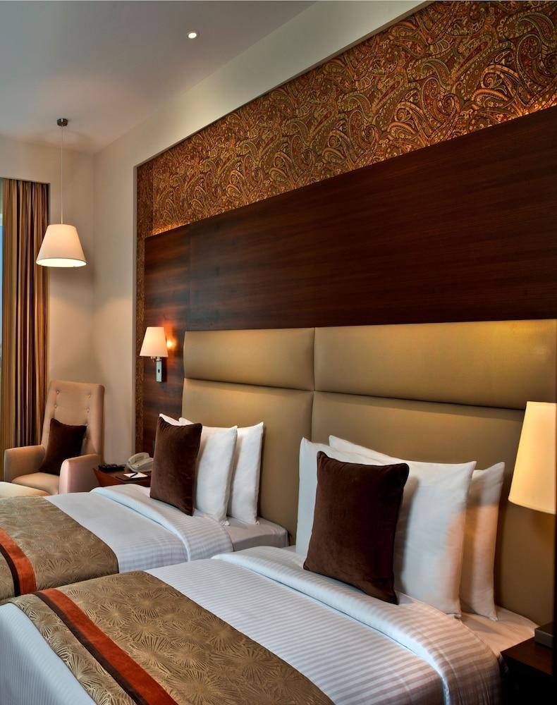 image 2 at Crystal Sarovar Premiere Agra by Fatehabad Road Agra Uttar Pradesh 282001 India