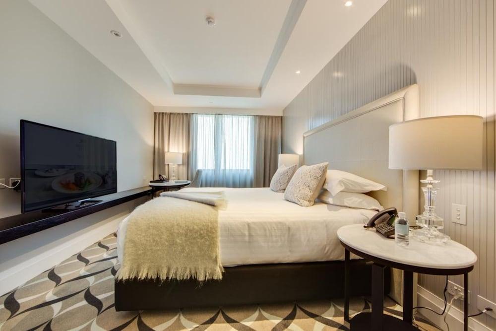 image 3 at Mayfair Hotel by 45 King William Street Adelaide SA South Australia 5000 Australia