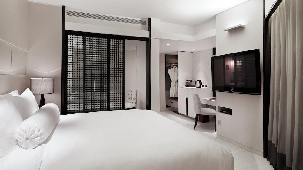 image 2 at Naumi Hotel (SG Clean) by 41 Seah Street Singapore 188396 Singapore