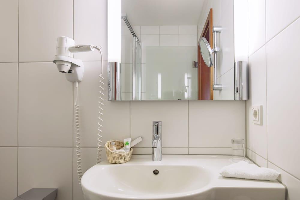 image 4 at Hotel-Restaurant Kunz by Bottenbacher Straße 74 Pirmasens RP 66954 Germany