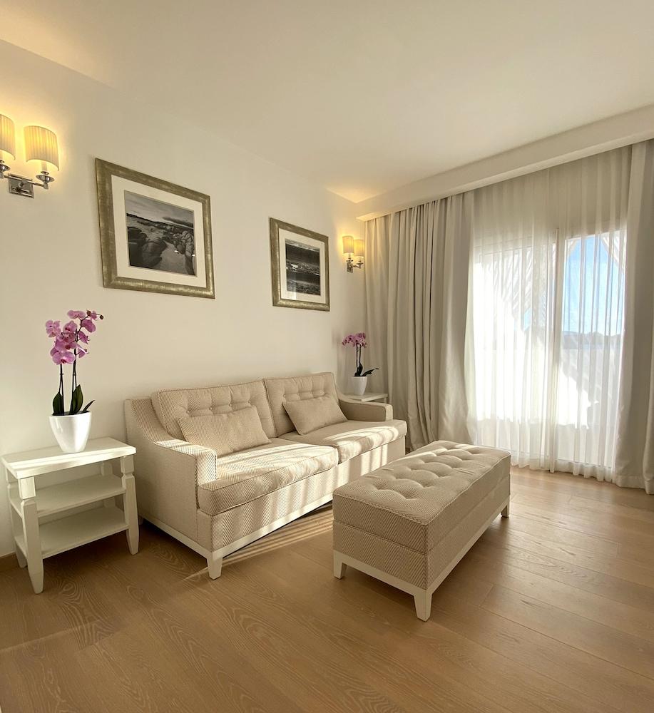 image 9 at Grand Hotel Cannigione by Monti Corru Cannigione Arzachena Olbia-Tempio 7021 Italy