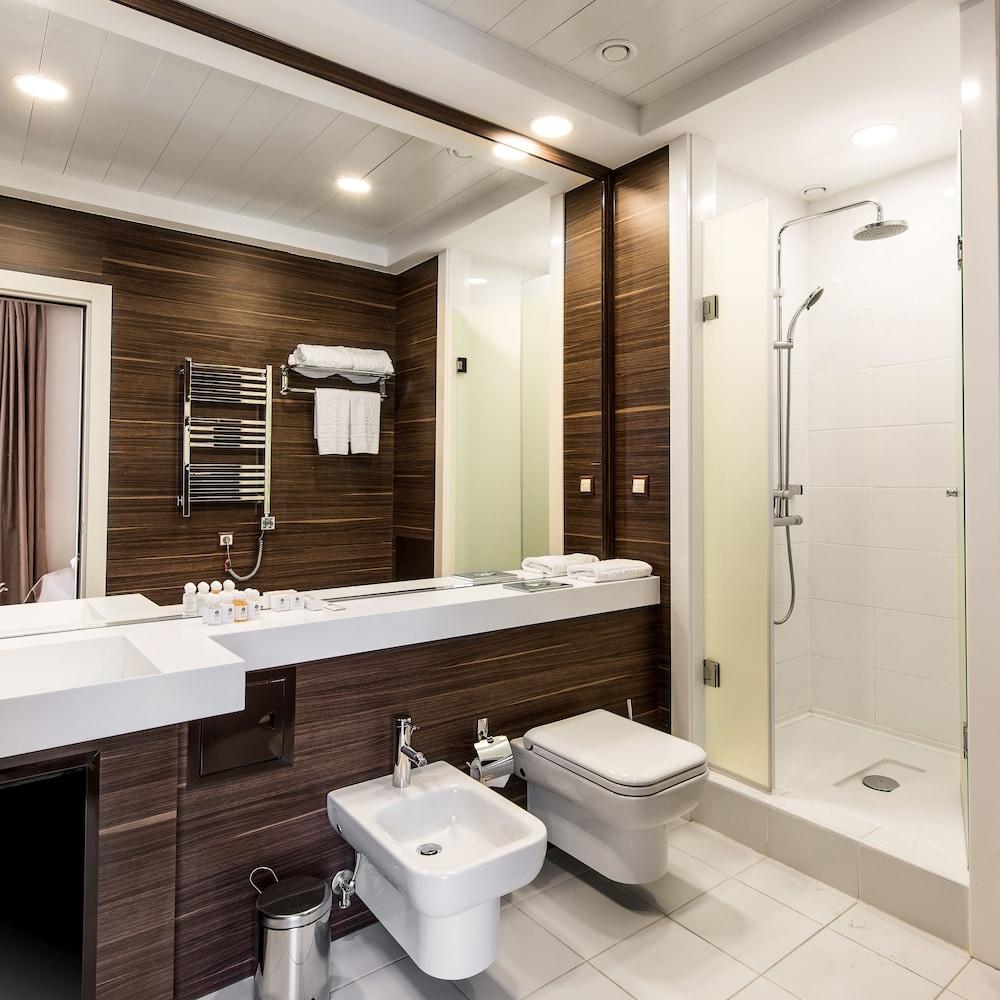image 2 at Arfa Park Hotel by 2 Tsimlyanskaya Street Sirius 354349 Russia