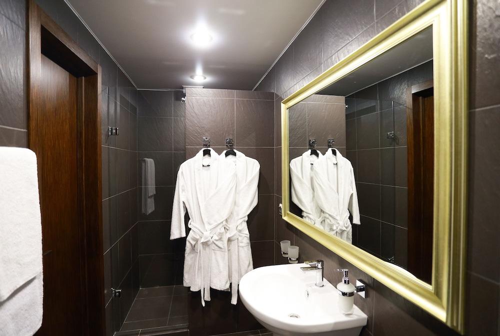 image 7 at Garden Spa Hotel by Universitetskaya, 52 Cheboksary 428034 Russia