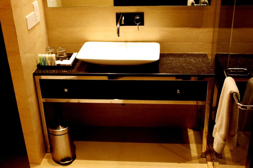 image 5 at Hycinth Hotels by Manorama Road, Thampanoor Thiruvananthapuram Kerala 695001 India