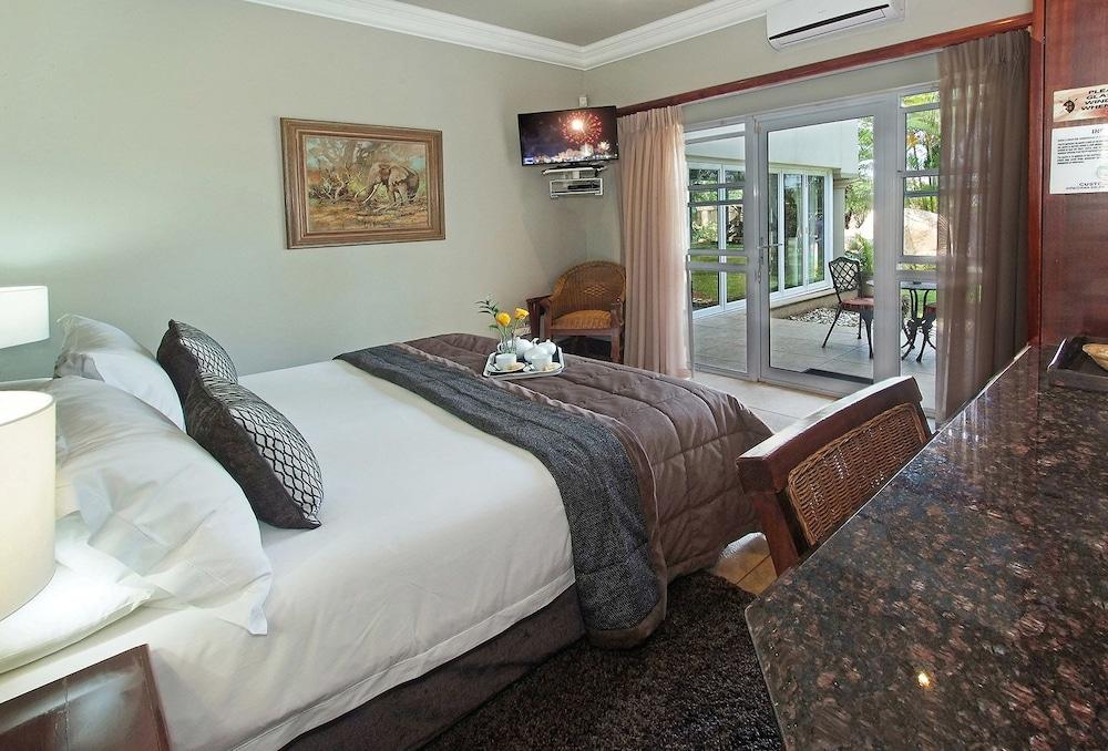 image 3 at uShaka Manor Guest House by 24 Stanley Grace Crescent Umhlanga KwaZulu-Natal 4320 South Africa