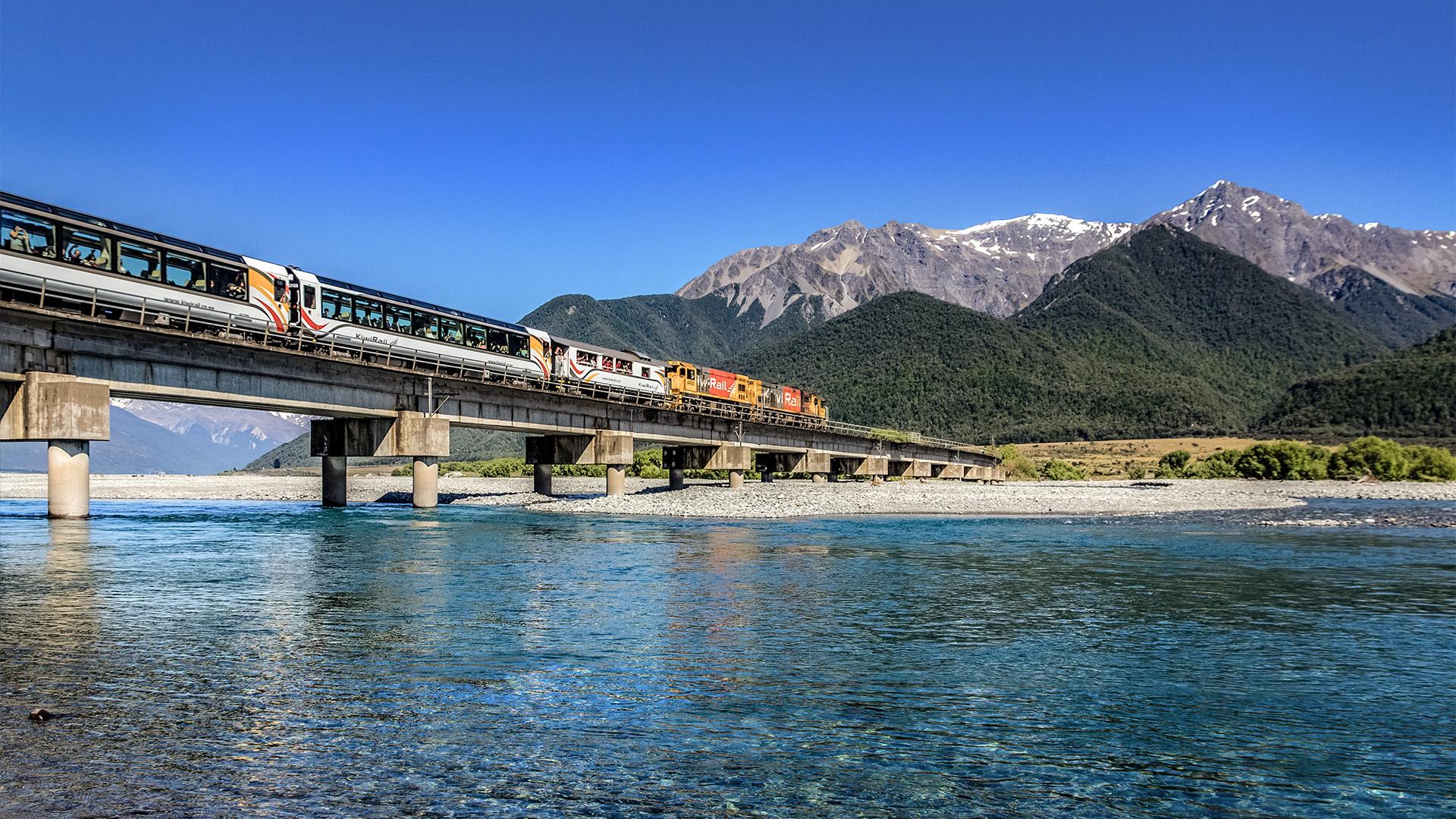 TranzAlpine Scenic Train