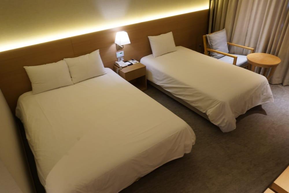 image 2 at Astar Hotel by 129, Seosa-ro Jeju City Jeju 690-846 South Korea