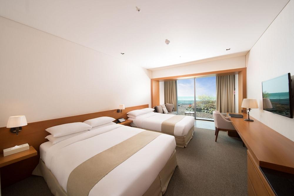 image 1 at WE Hotel Jeju by 453-95, 1100-ro Seogwipo Jeju Island 697-330 South Korea
