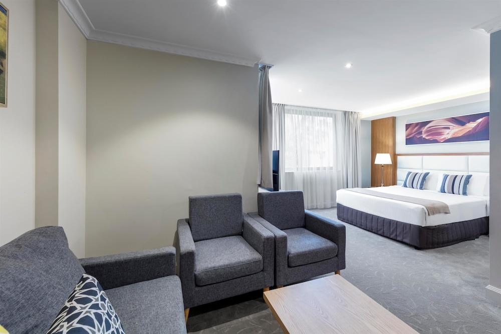 image 1 at Best Western Plus Hotel Diana by 12 Annerley Rd Woolloongabba QLD Queensland 4102 Australia