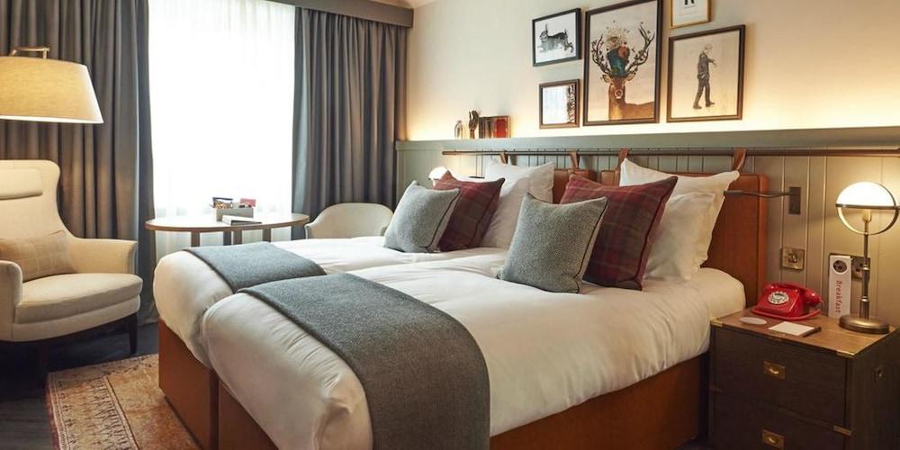 image 2 at Kimpton Charlotte Square Hotel, an IHG Hotel by 38 Charlotte Square Edinburgh Scotland EH2 4HQ United Kingdom