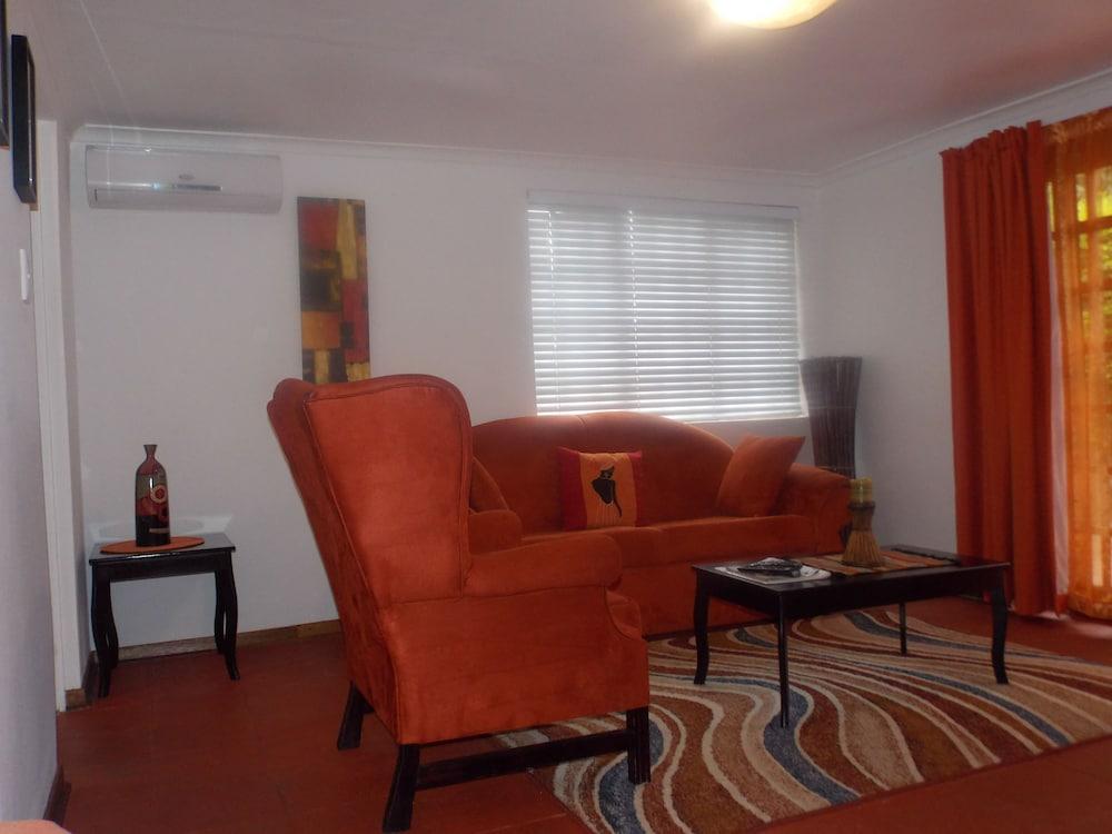 image 4 at Bizafrika Guest Lodge & Conference Center by 122 Krantzview Road Kloof KwaZulu-Natal 3610 South Africa