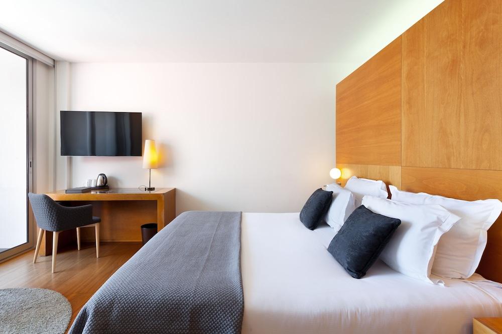 image 2 at Hotel Condes de Barcelona by Passeig de Gracia, 73-75 Barcelona 08008 Spain