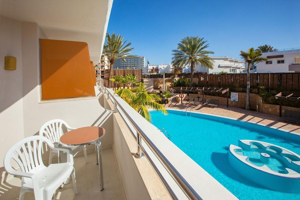 image 3 at Corallium Dunamar by Lopesan Hotels - Adults Only by Calle Helsinki, 8 Playa del Ingles San Bartolome de Tirajana Gran Canaria 35100 Spain