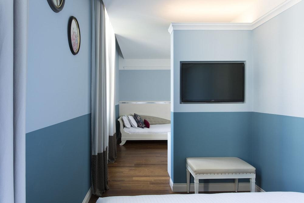 image 2 at Hotel Indigo Verona - Grand Hotel Des Arts, an IHG Hotel by Corso Porta Nuova 105 Verona VR 37122 Italy