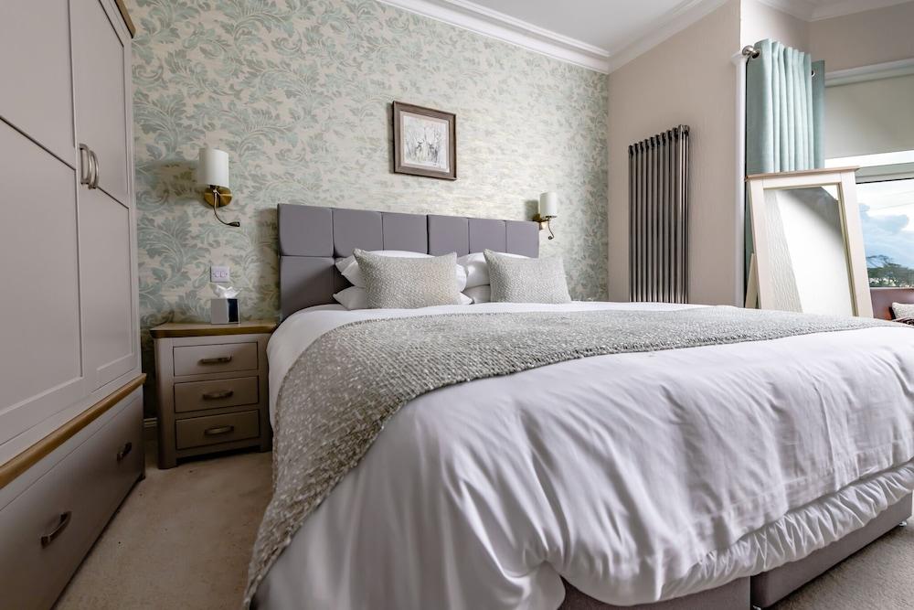 image 10 at Carradales Luxury Guest House by Carradale Campbeltown Scotland PA28 6QG United Kingdom