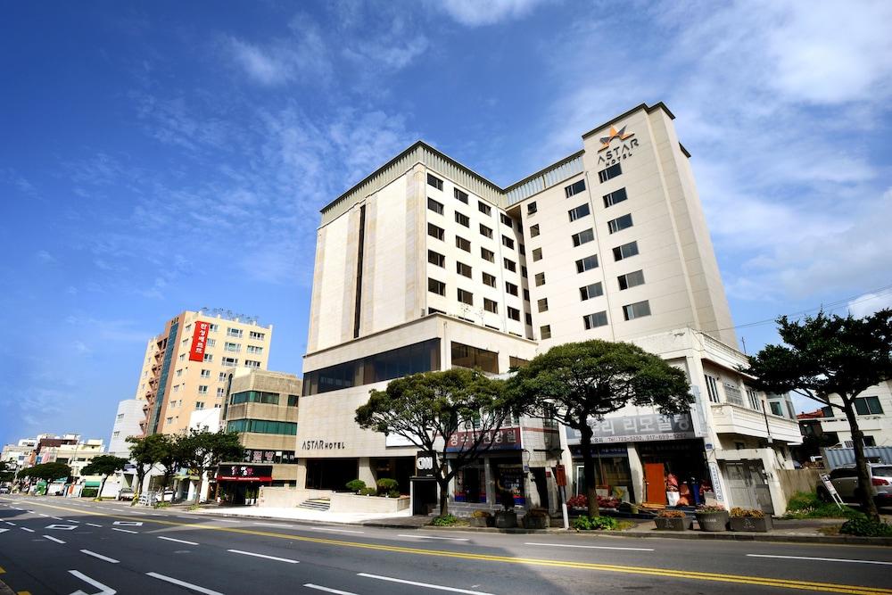 image 5 at Astar Hotel by 129, Seosa-ro Jeju City Jeju 690-846 South Korea